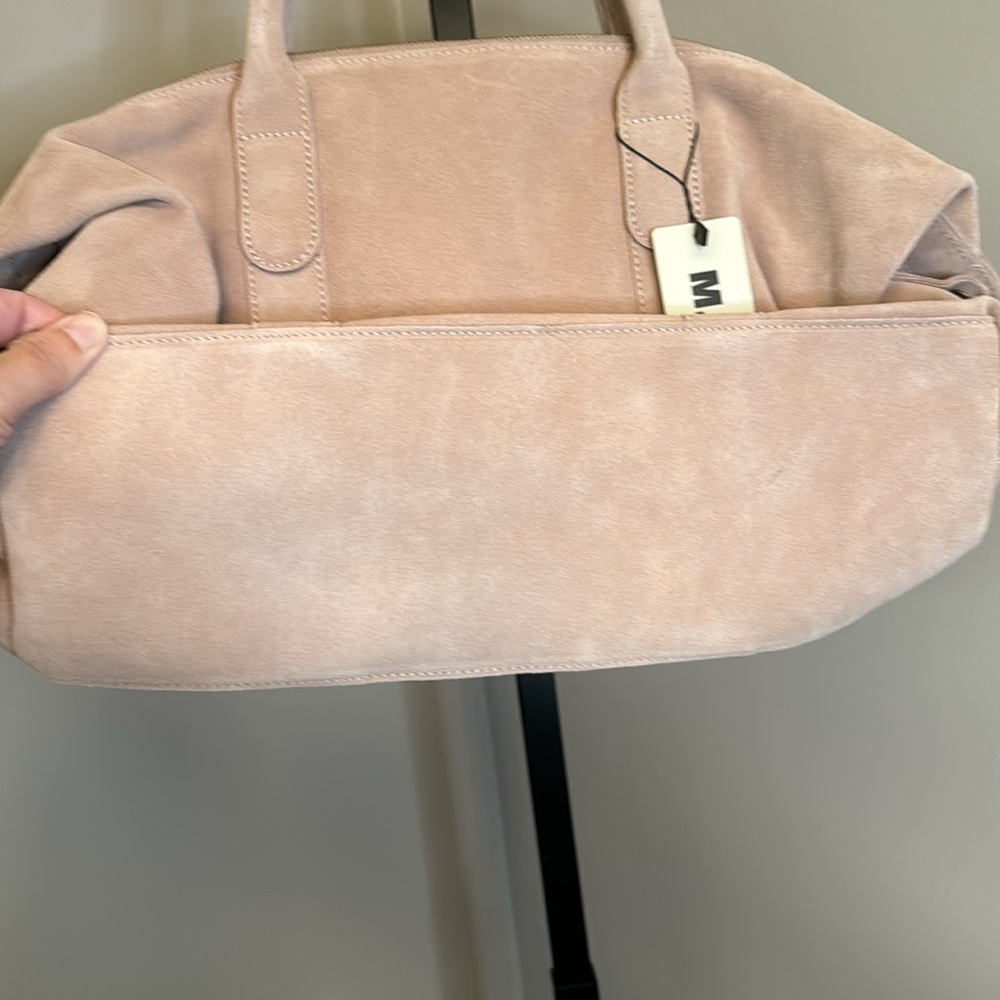 M.I.L.A. Made in Los Angeles Ria Duffle Bag | Rose - Picture 7 of 11